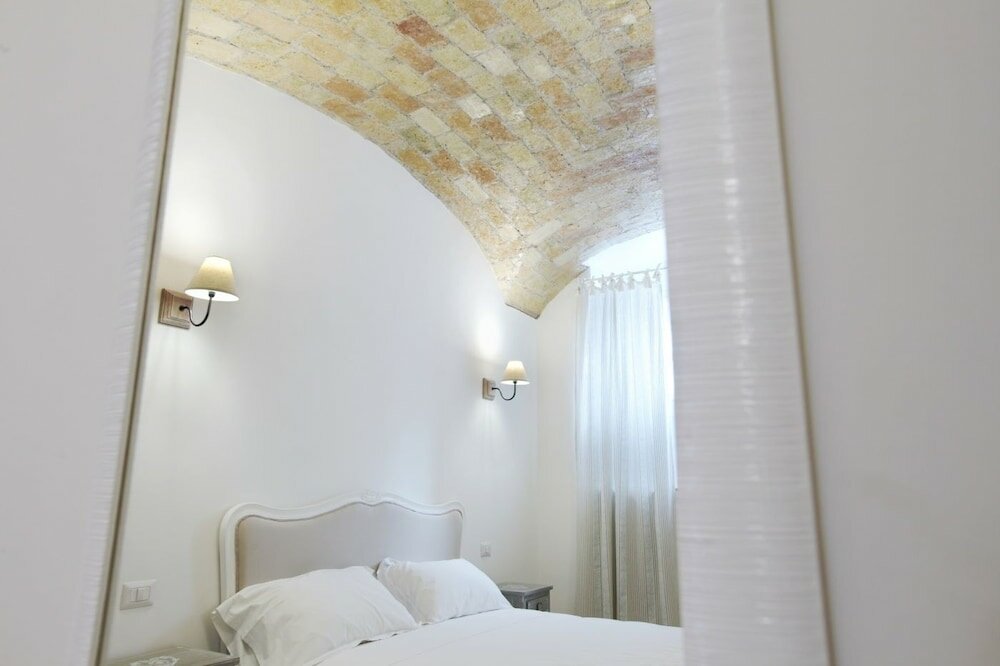 Фото Suite Maggiore