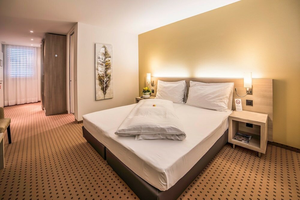 Фото Hotel Eastside