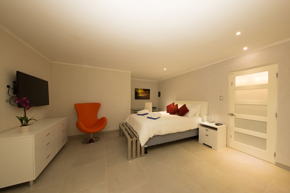 Фото Hidden Hill Condos Aruba