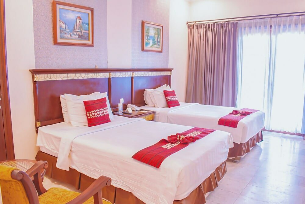 Фото Bukit Randu Hotel and Restaurant