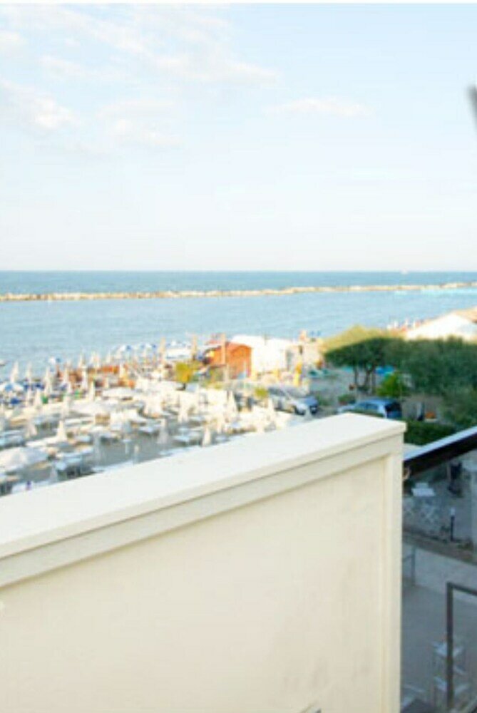 Фото Hotel Vienna