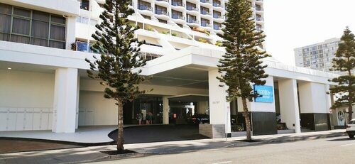 Гостиница Holiday Inn Surfers Paradise в Голд-Кост