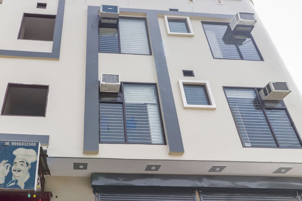 Фото Oyo 45965 Hotel Krishnam