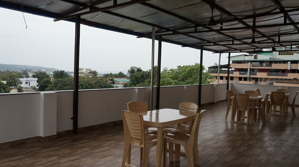 Фото Hotel Aakash Residency