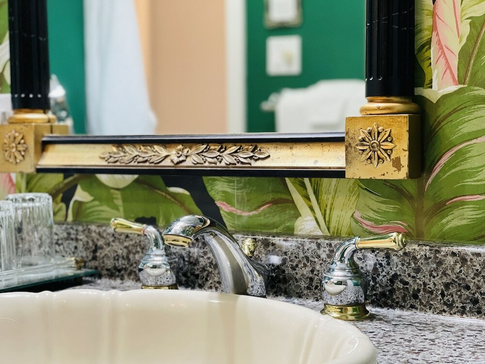 Фото Charlotte's Rose Inn