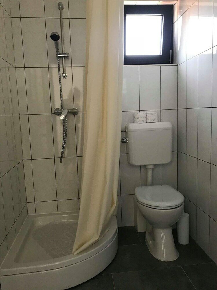 Фото Filipovic rent a car & apartments