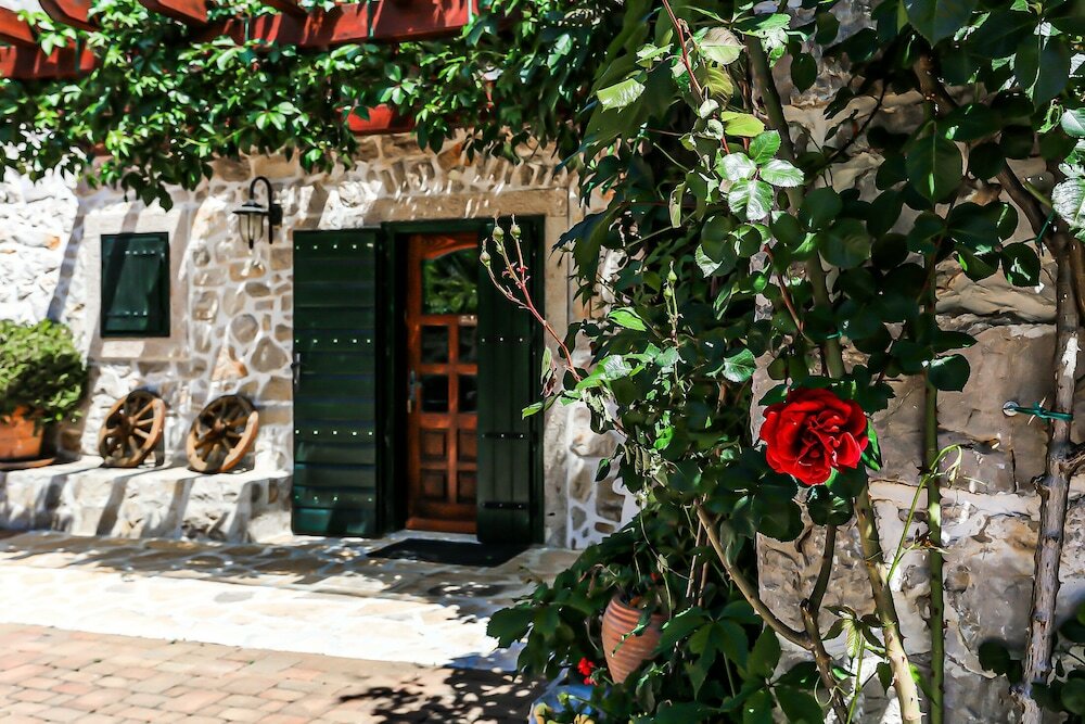 Фото Heritage Hotel Raznjevica Dvori