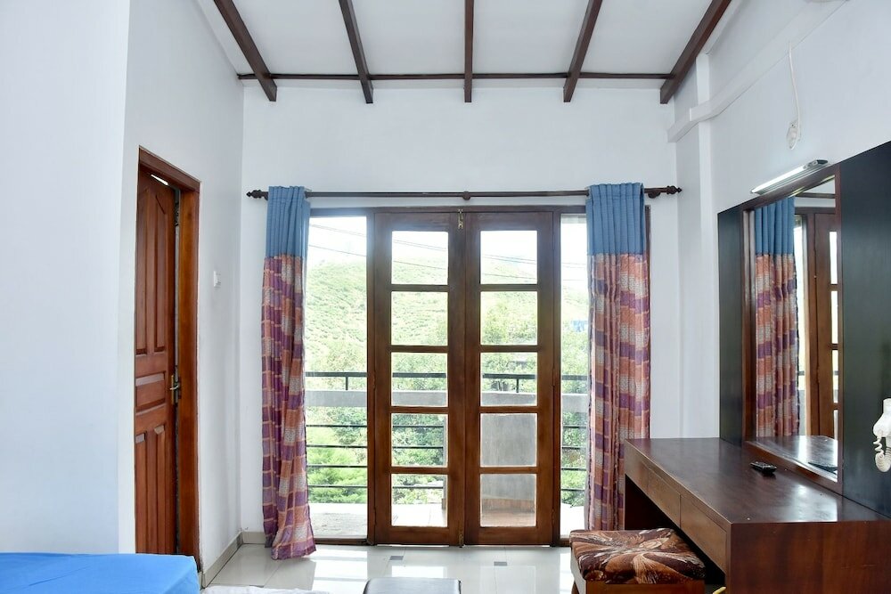 Фото Hotel Hill View