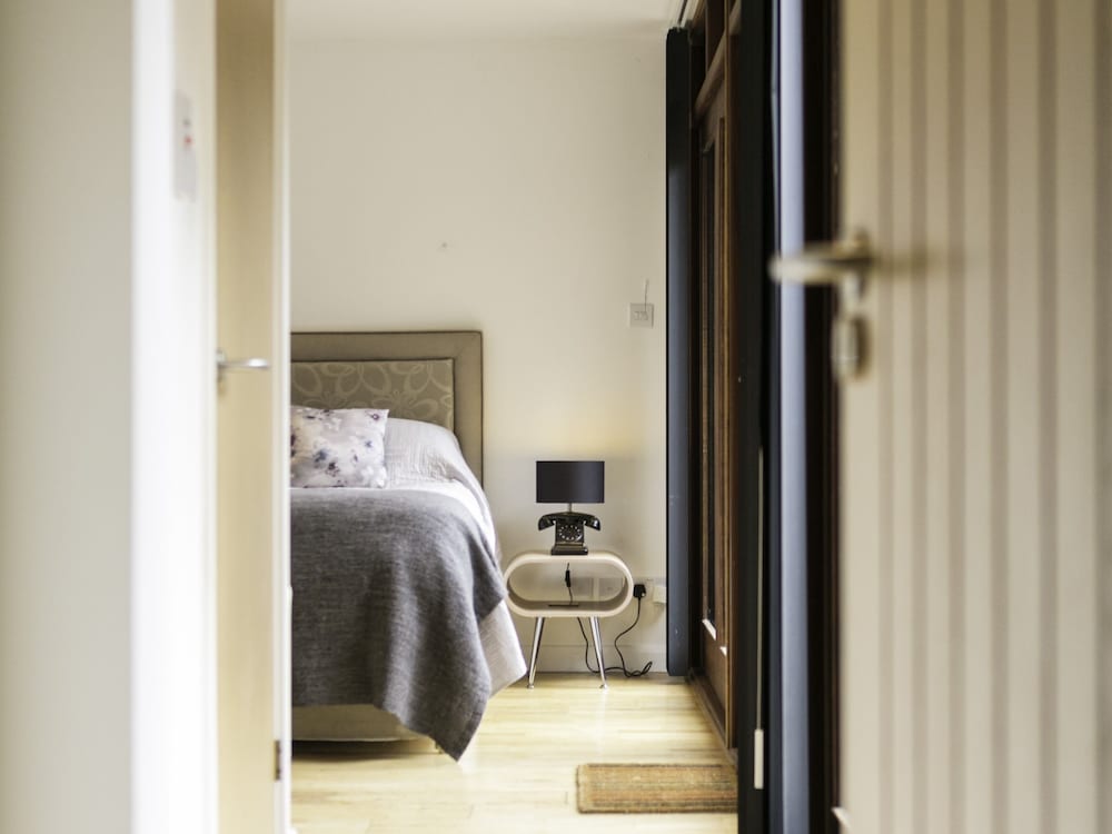 Фото Cedar House at The Old Fire Station