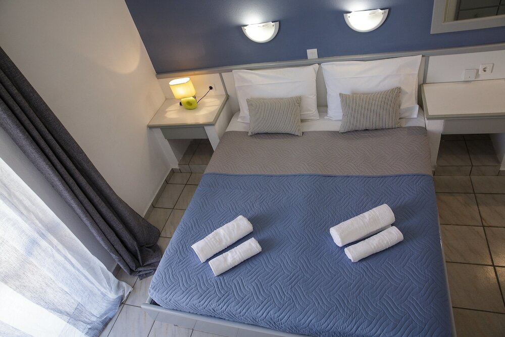 Фото Irene Beach Apartments