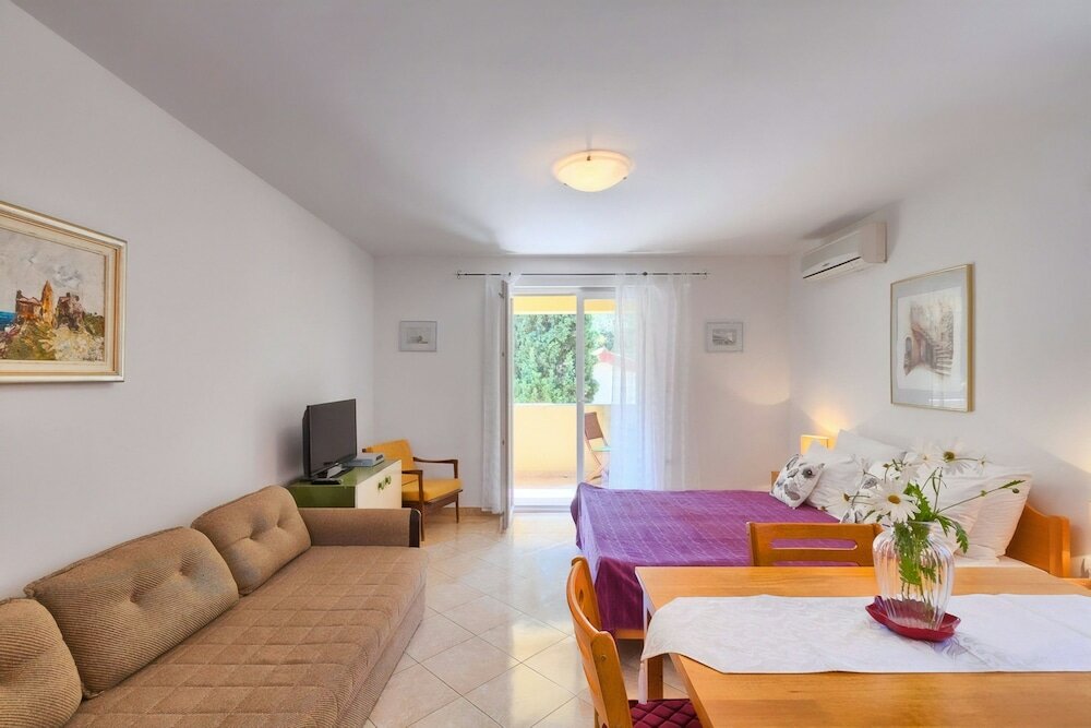 Фото Franulovic Apartments