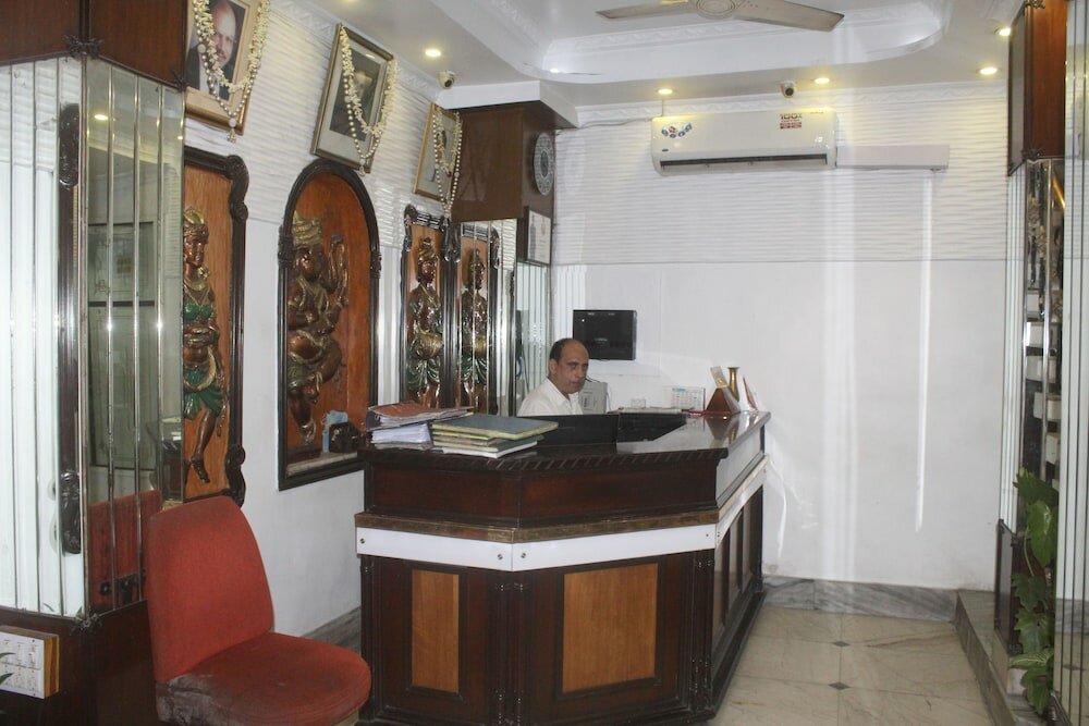 Фото Hotel Heera