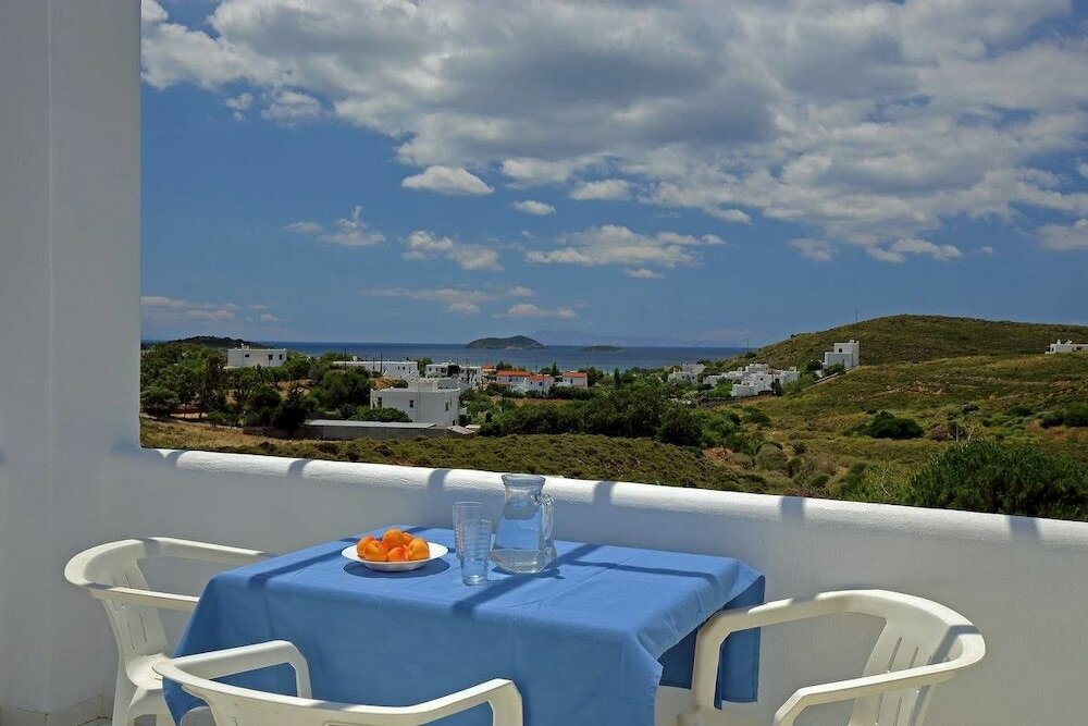 Фото Spanos Apartments