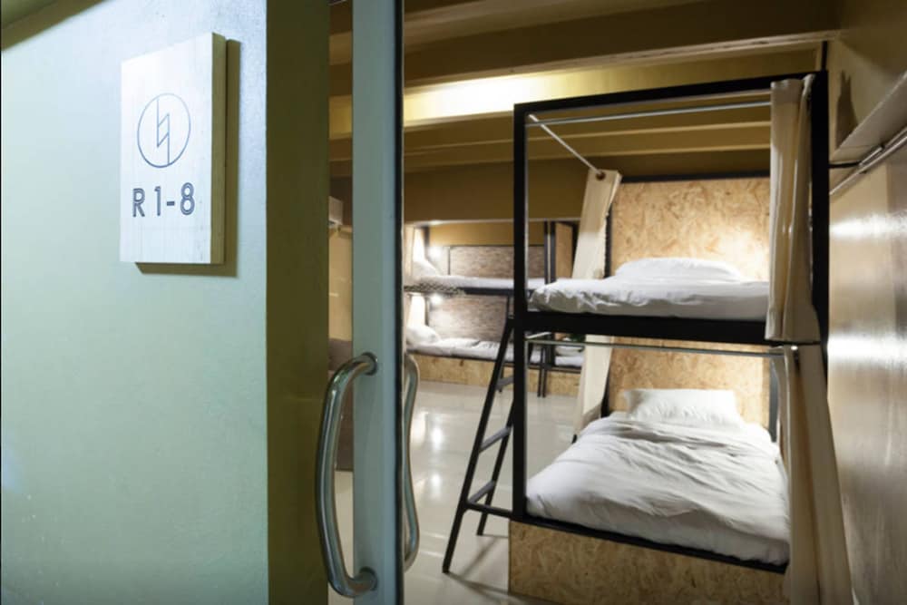 Фото Buri Hotel and Hostel