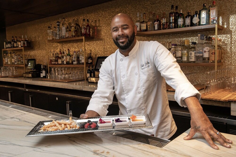 Фото The Troubadour Hotel New Orleans, Tapestry Collection by Hilton