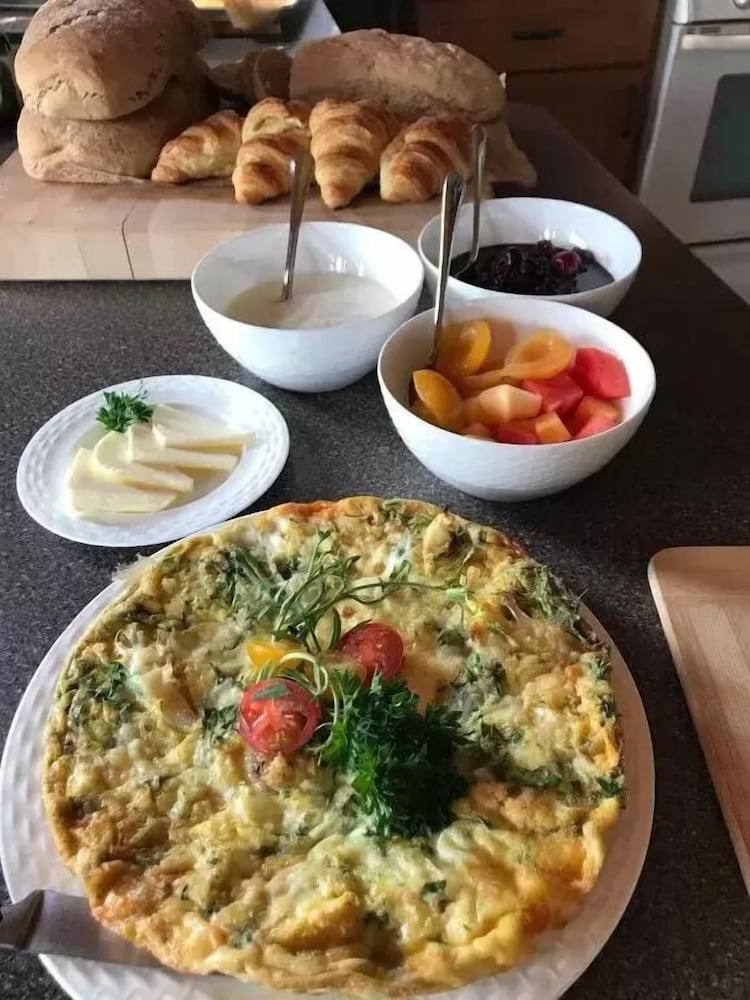 Фото The Sentinel