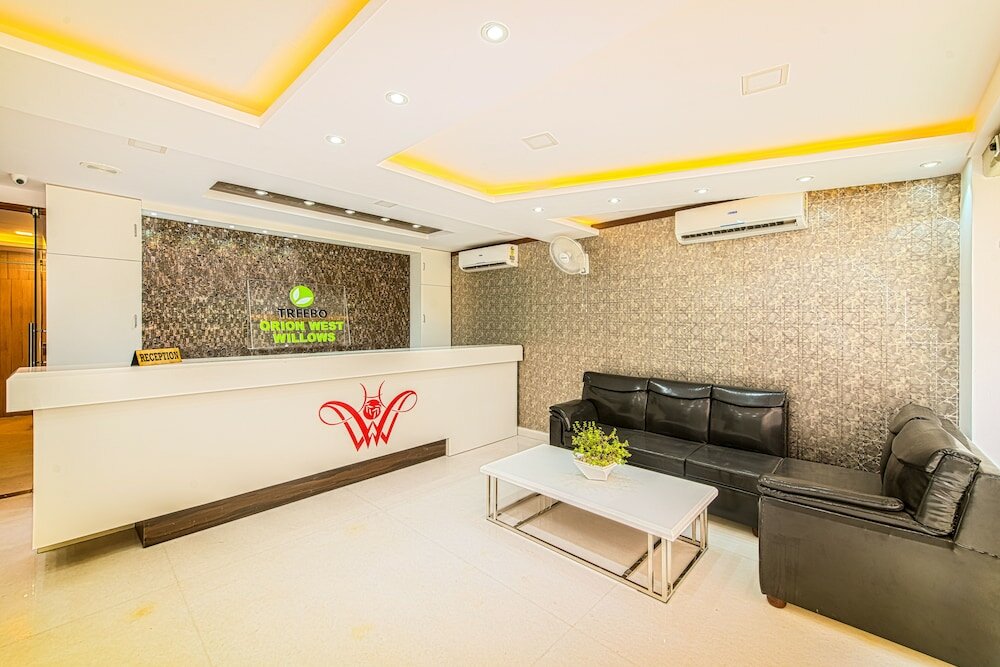 Фото Treebo Trend Orion Sapphire