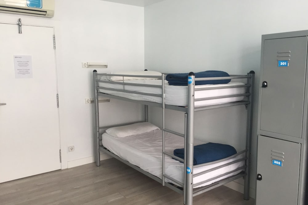 Фото Alberguinn Youth Hostel