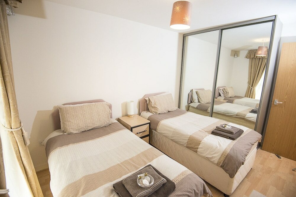 Фото Park Hall Suites