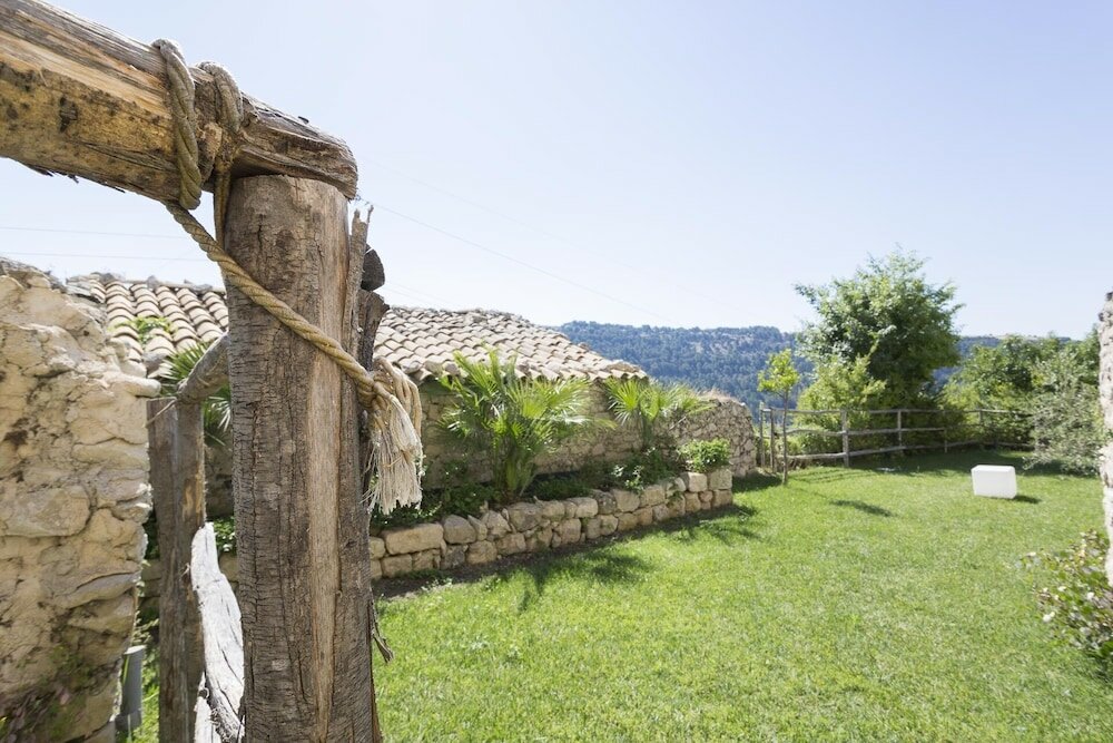 Фото Hotel Antico Convento dei Cappuccini