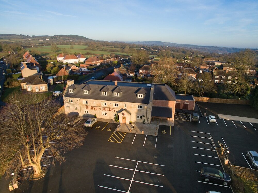 Фото The Horse & Jockey Wessington