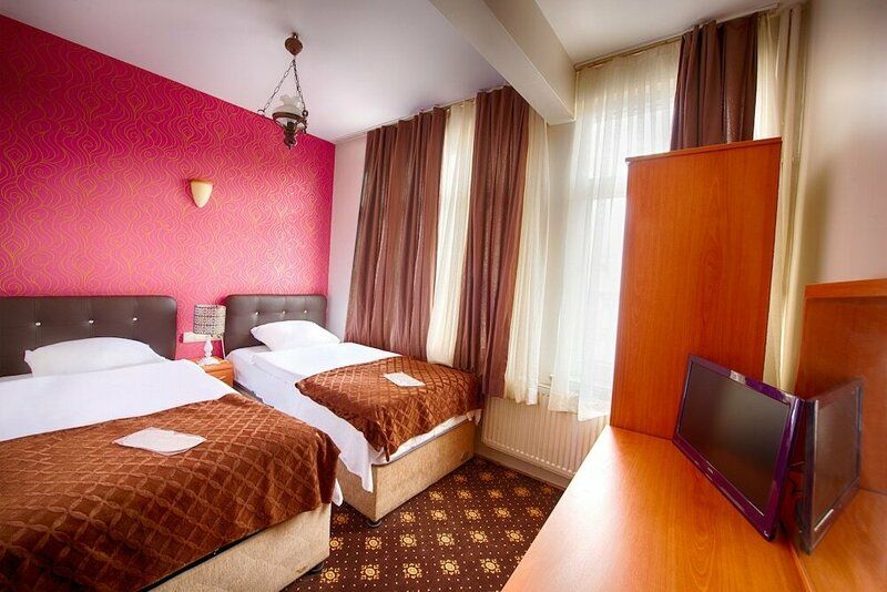 Гостиница Akdeniz Hotel в Фатихе