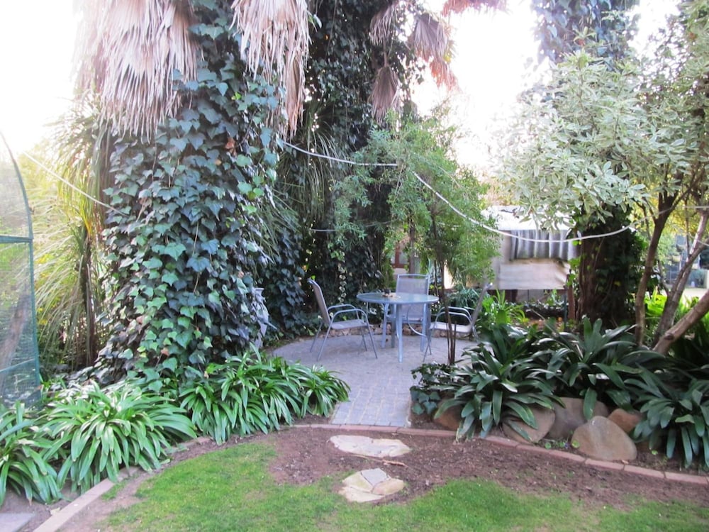 Фото Five A Morris