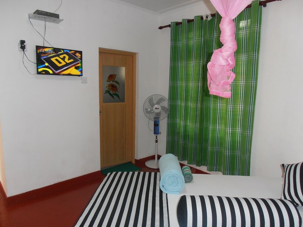 Фото Green Lantern Inn