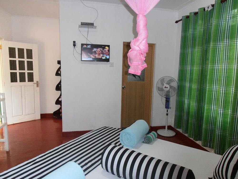 Фото Green Lantern Inn