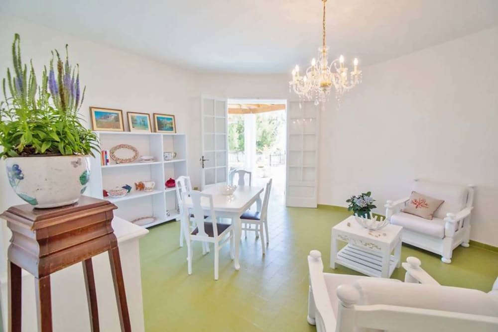 Фото Villa Scarnera