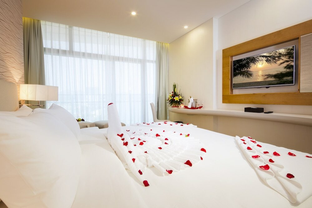 Фото Diamond Bay Nha Trang Hotel