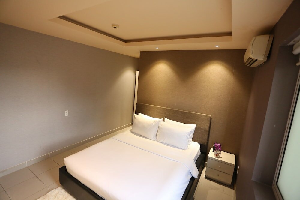 Фото Diamond Suite Hai Ba Trung
