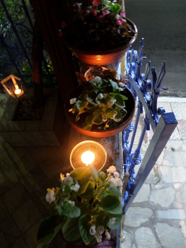 Фото Artemis Studios & Apartments