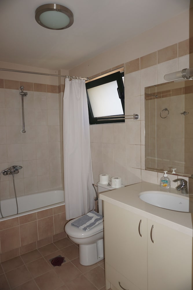 Фото Portela Apartments Kampoula