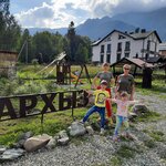 Villa Liza (Arkhyz Village, Alieva Street, 27Е), guest house