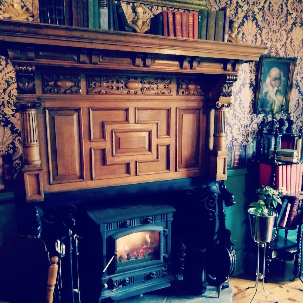 Фото Oak View Manor