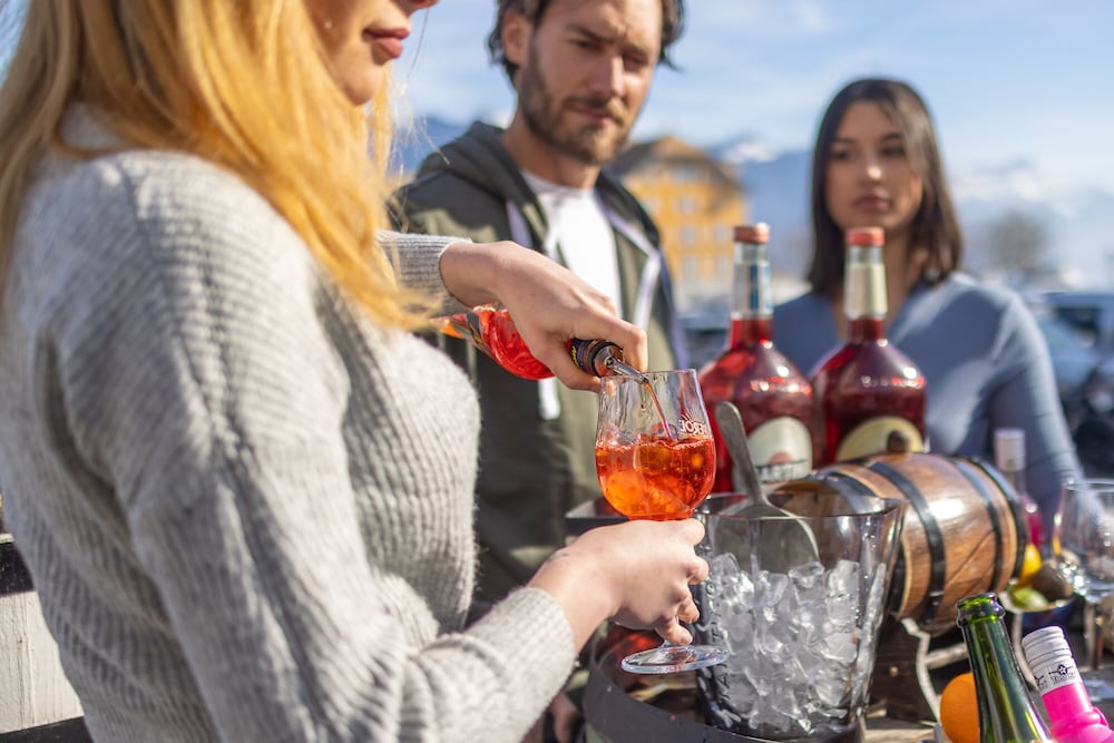 Фото Vevey Hotel & Guesthouse