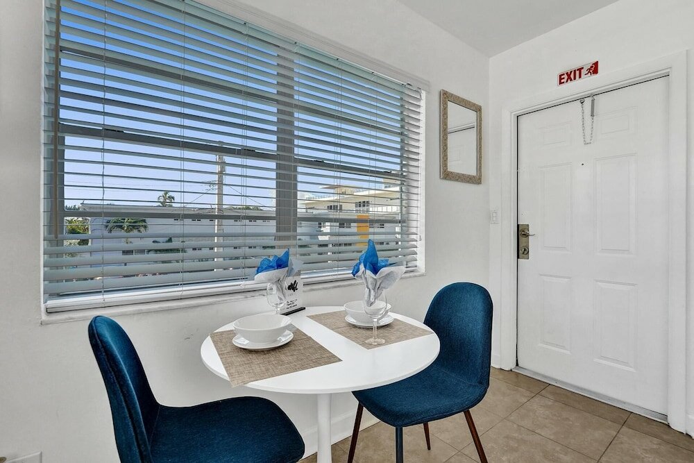 Фото Waves On Desoto