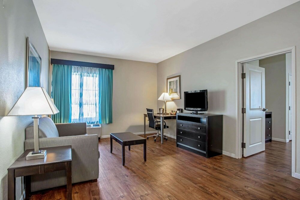 Фото La Quinta Inn & Suites by Wyndham Pcb Pier Park area