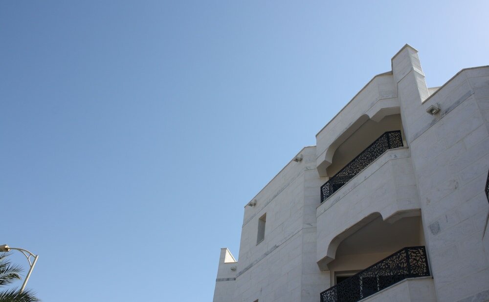 Фото Rich Royal Suites