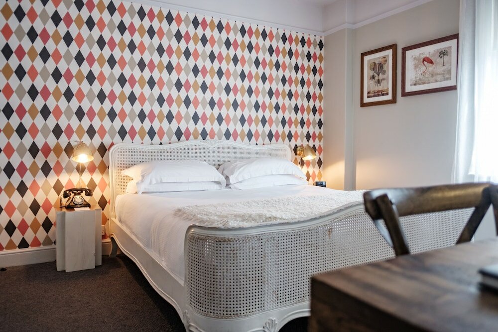 Фото The Bull Hotel