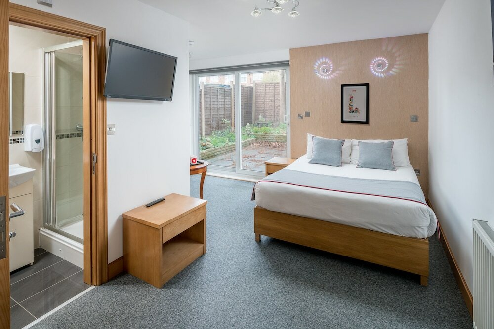 Фото Flexistay Aparthotel Sutton