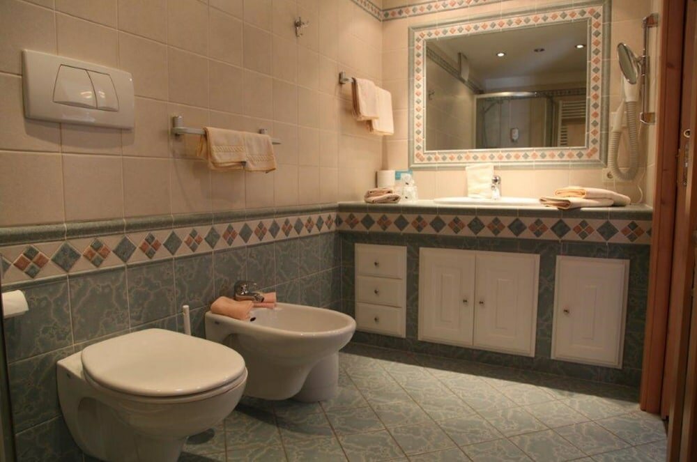 Фото Hotel Mirabel