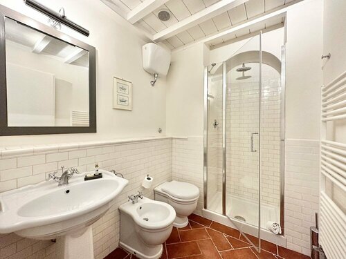 Гостиница Tenuta Torre Rossa Farm & Apartments в Импрунете
