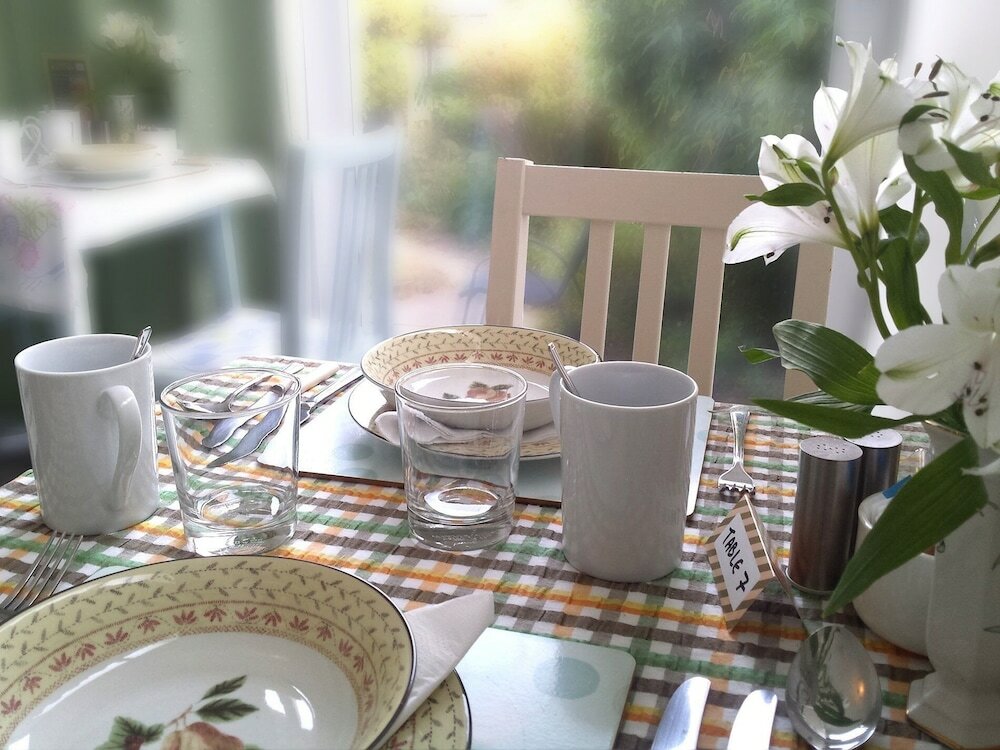 Фото The Ravensbourne Hotel