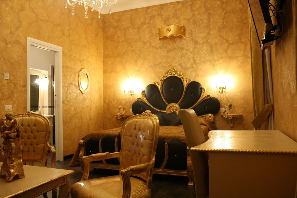 Фото Pope's Suites