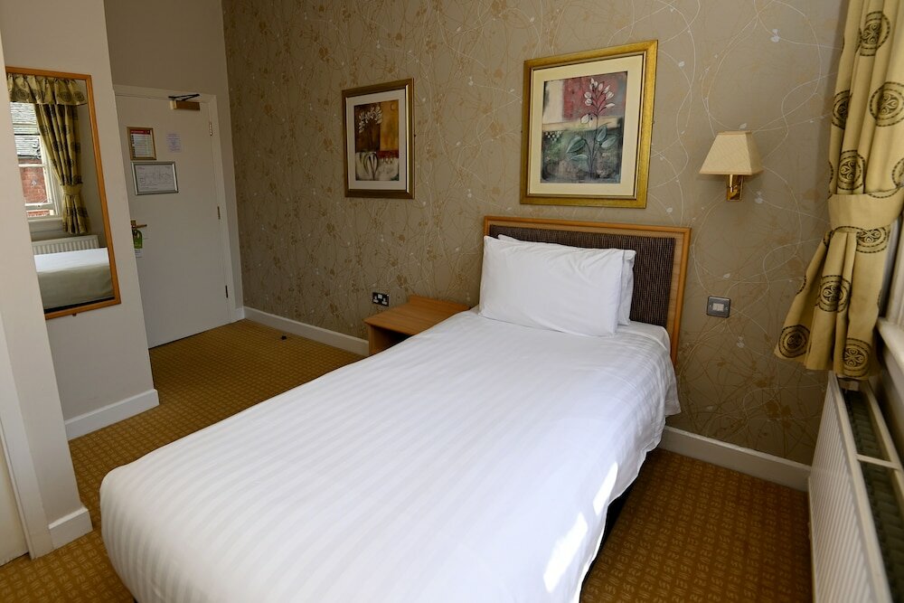 Фото Vine, Stafford by Marston's Inns