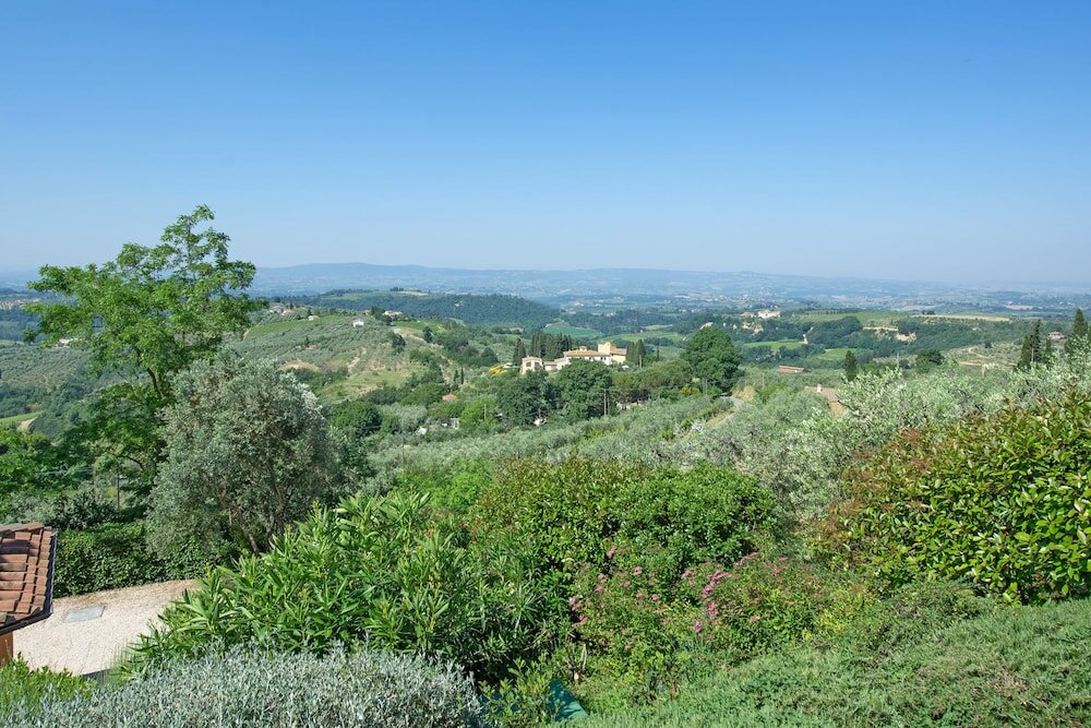 Фото Torre Tavarnelle