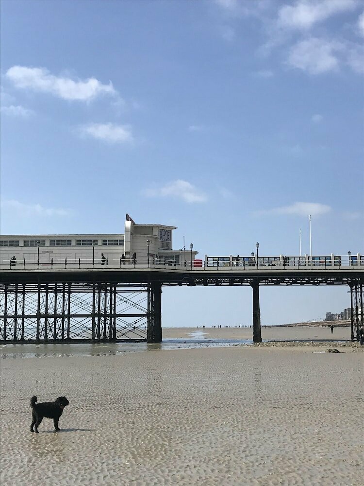 Hotel Warwick House, Worthing, photo