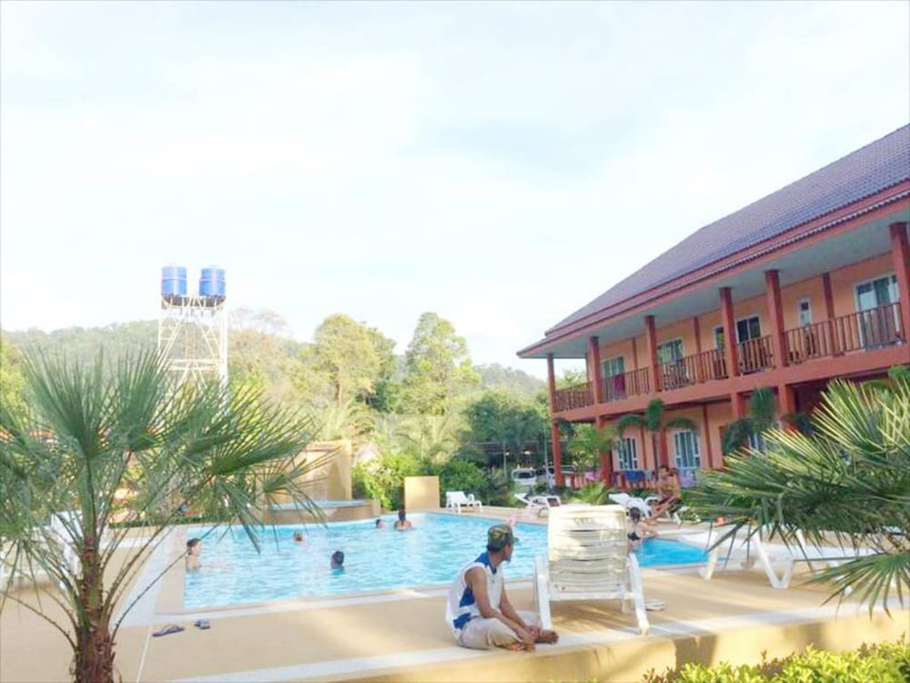 Фото Peaceful Resort Koh Lanta